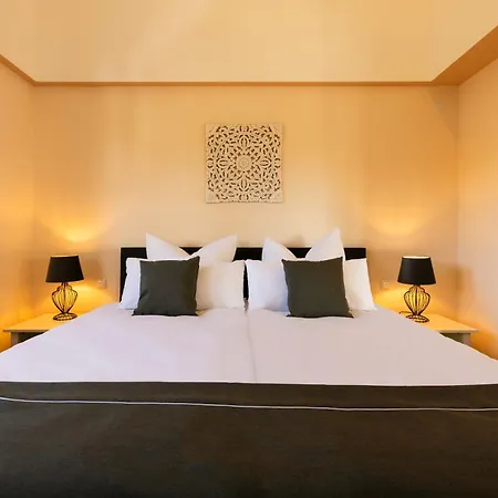 Memory - Ferienapartments & - Mediterraner Flair In Der Rhoen Бишофсхайм-ан-дер-Рён