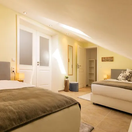 Memory - Ferienapartments & - Mediterraner Flair In Der Rhoen Гостевой дом