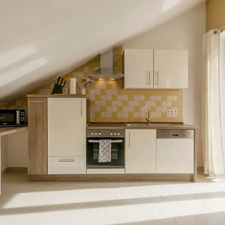 Memory - Ferienapartments & - Mediterraner Flair In Der Rhoen Гостевой дом 3*