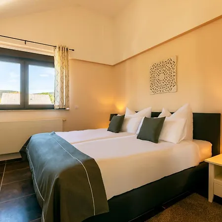 Guest house Memory - Ferienapartments & - Mediterraner Flair In Der Rhoen