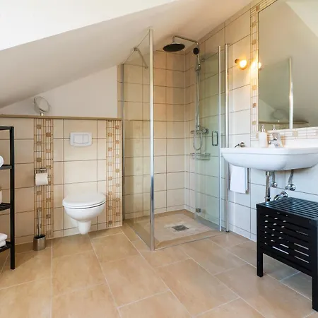 Guest house Memory - Ferienapartments & - Mediterraner Flair In Der Rhoen