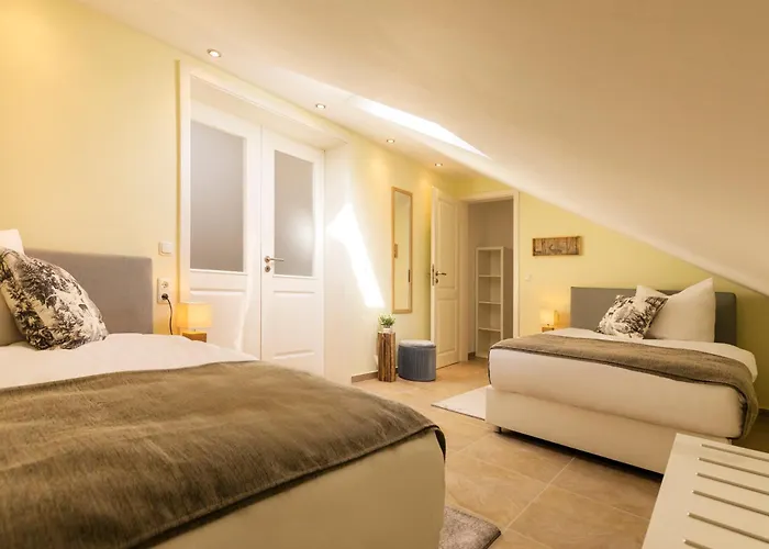 Memory - Ferienapartments & - Mediterraner Flair In Der Rhoen بيت ضيافة